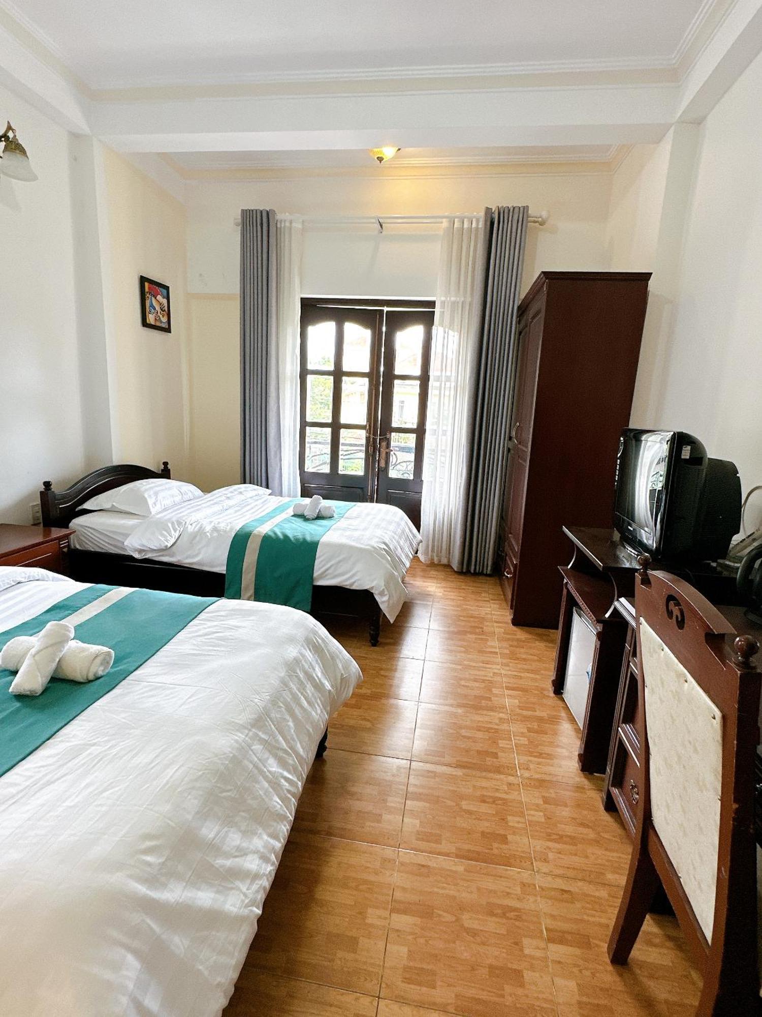 Le Petit Paris Dalat Hotel Extérieur photo