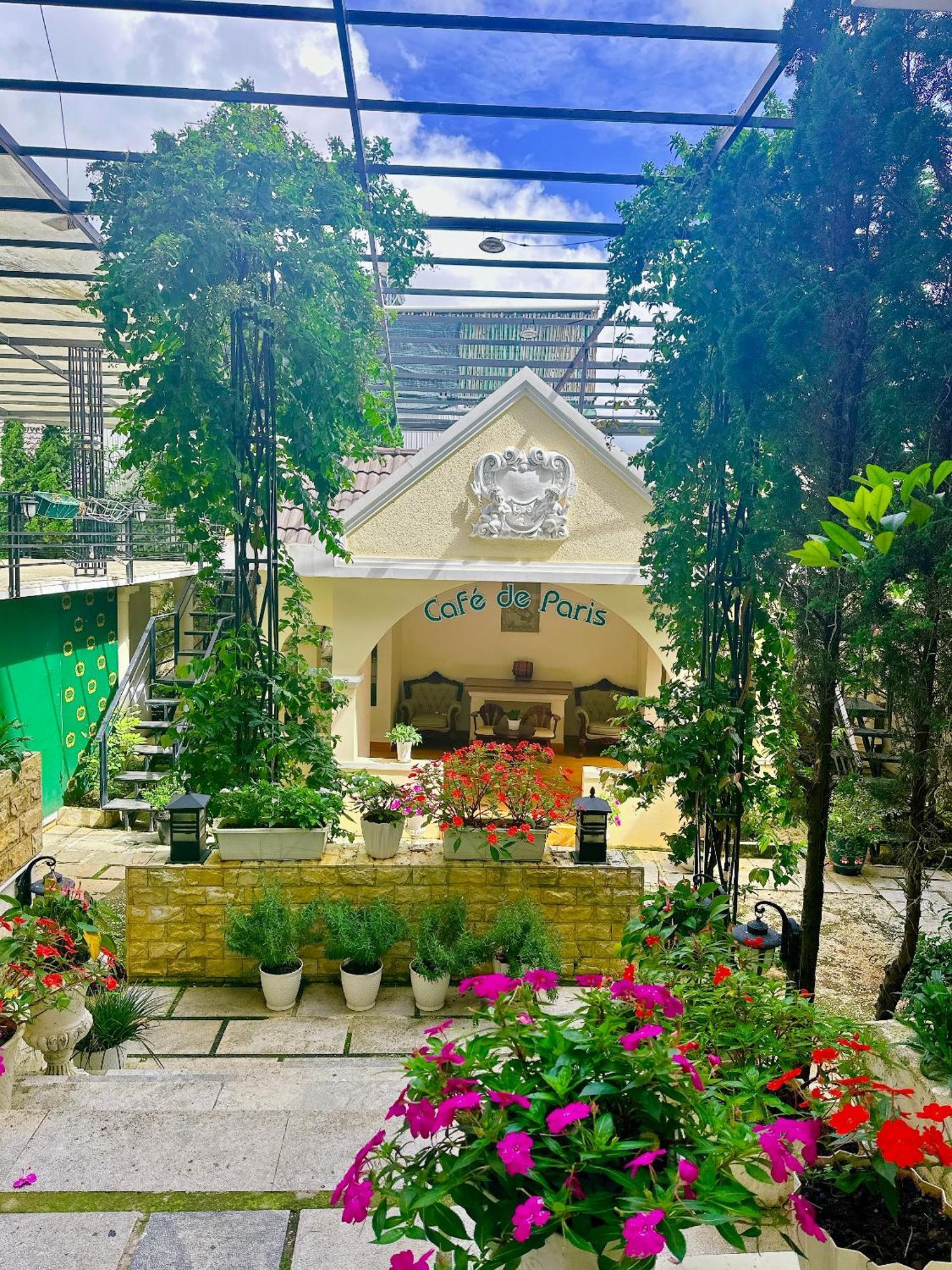 Le Petit Paris Dalat Hotel Extérieur photo